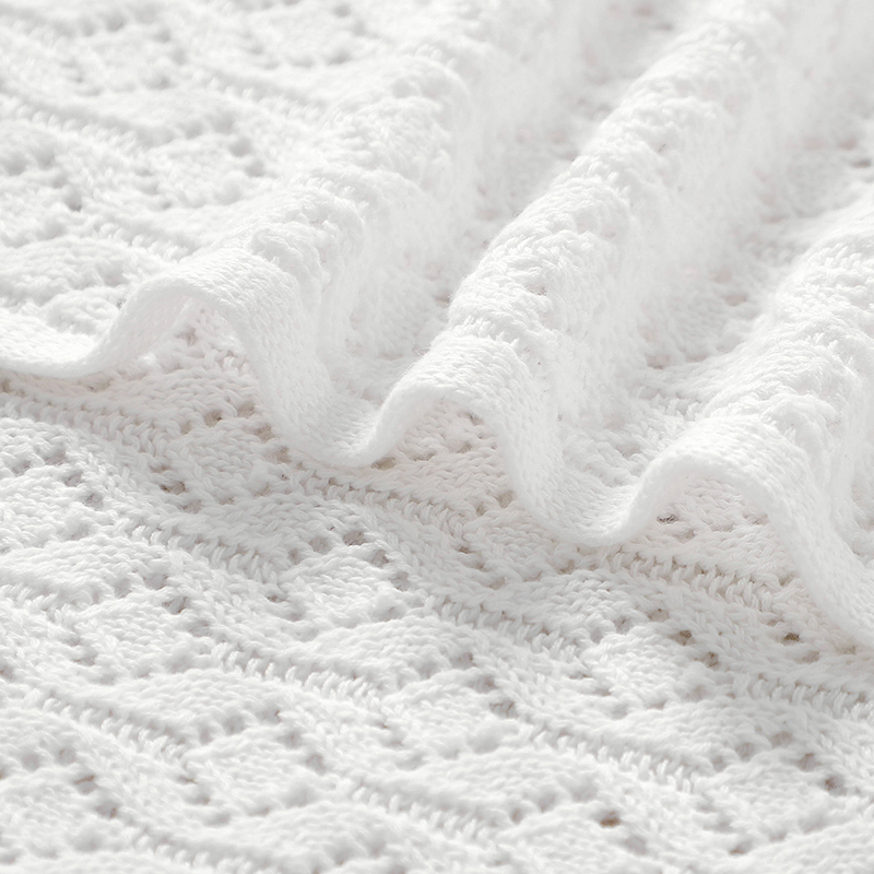 Coperte per Neonati in Maglia  - Baby Girl Nursery Quilt recensione e prezzo